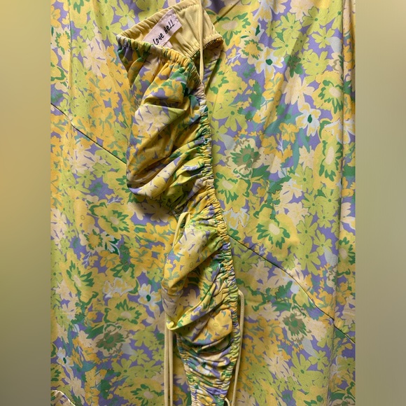 Set - Picture 2 of 3